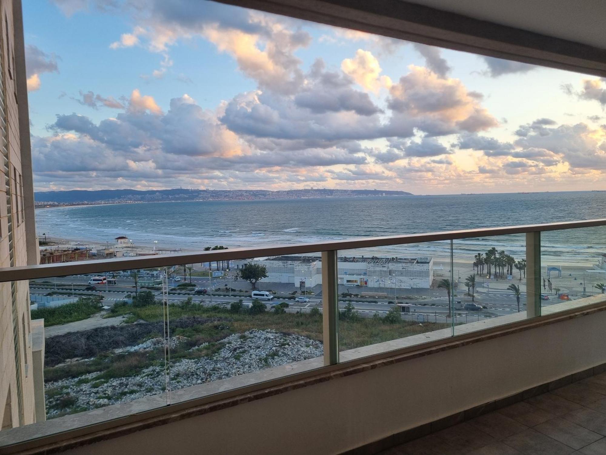 Beachfront Gallery Akko Exteriér fotografie